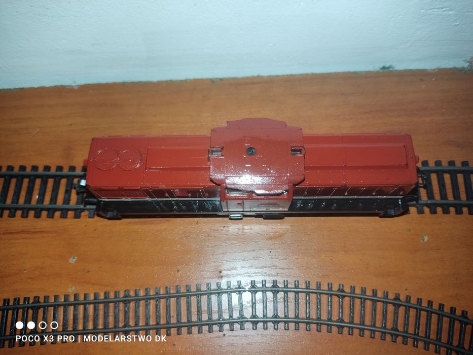 Piko sprawny oświetlony spalinowóz Br110 skala H0 1:87 kolejka makieta