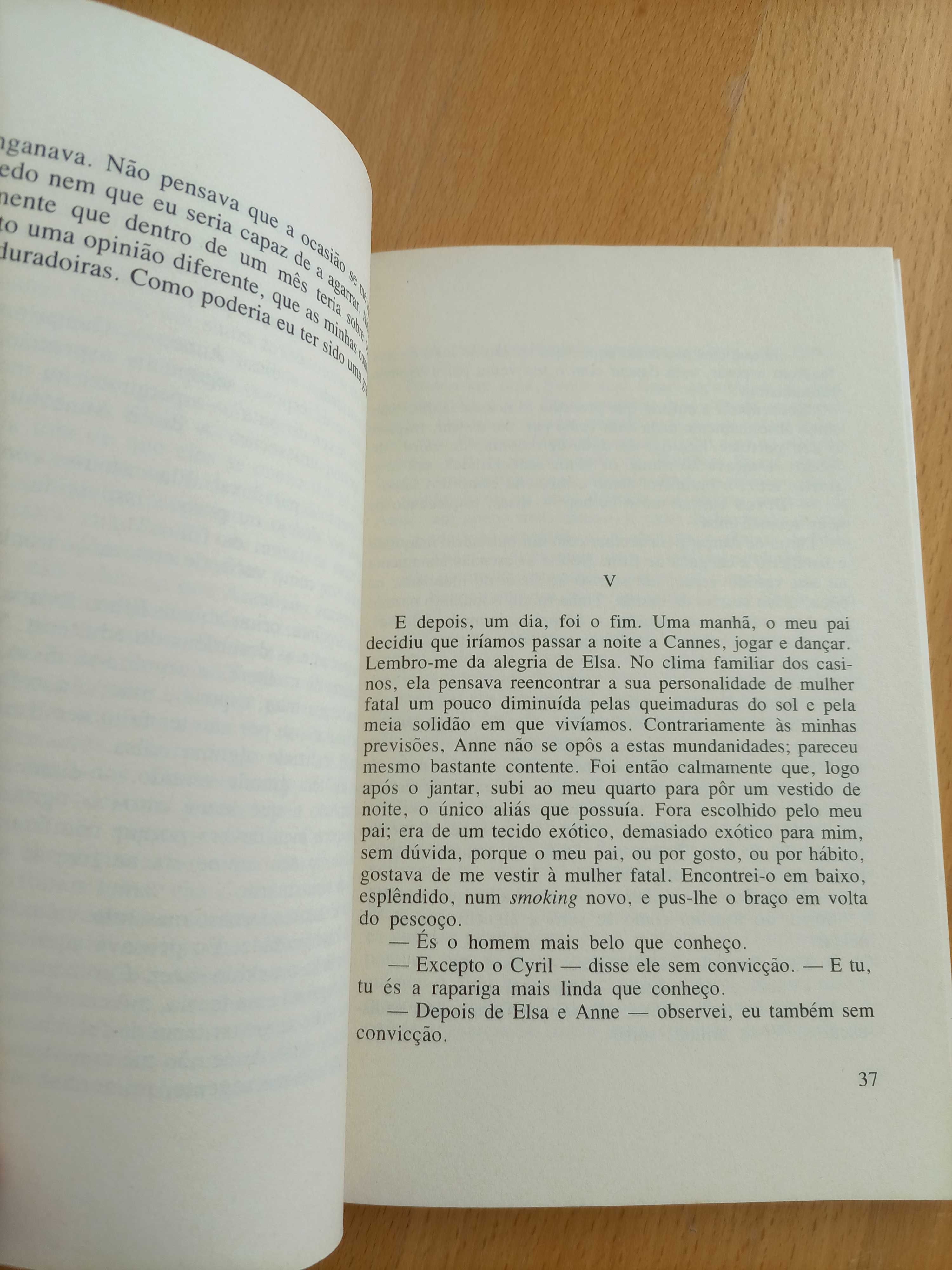 Livro "Bonjour Tristesse" de Françoise Sagan