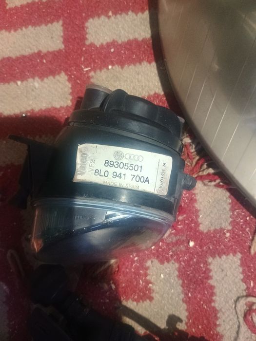 Zestaw części a3 8l lampa kratka zderzaka halogen wiązka radia 377