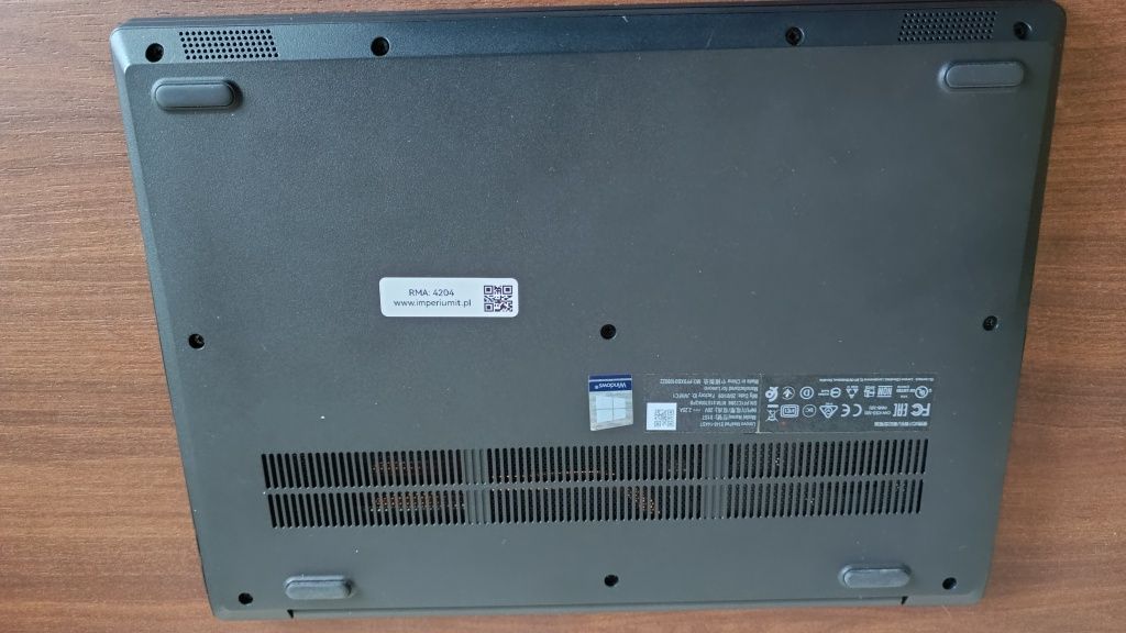 Laptop Lenovo IdeaPad S145-14AST 14' - jak nowy" AMD A9-9425 8GB RAM 5