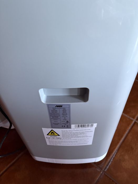 AC Portatil  - 3 meses funcionamento como novo