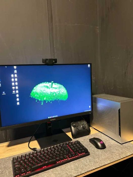 Torre Gaming ITX - RTX 4070Ti / Ryzen 5 8400f