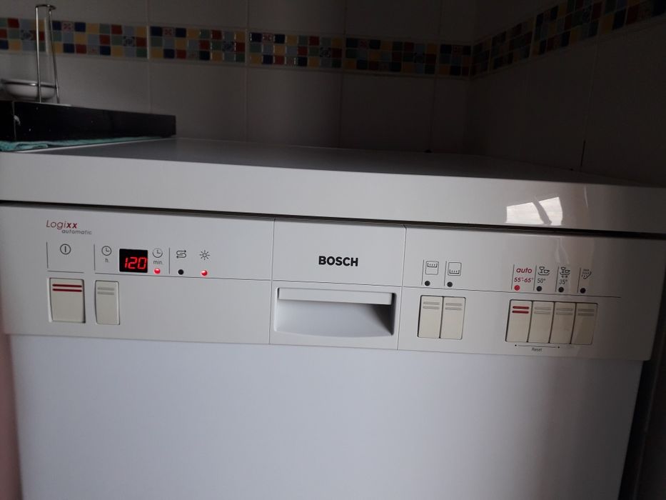 Máquina de lavar loiça Bosch usada