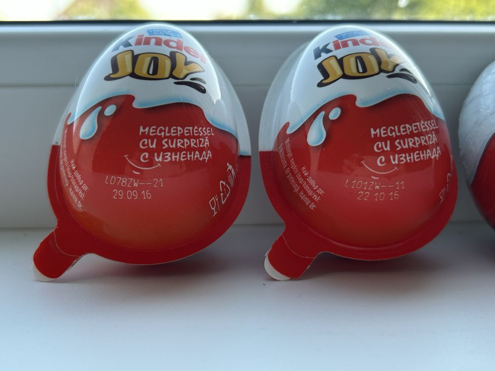 Запаковані кіндери 2015 та 2016 р kinder surprise