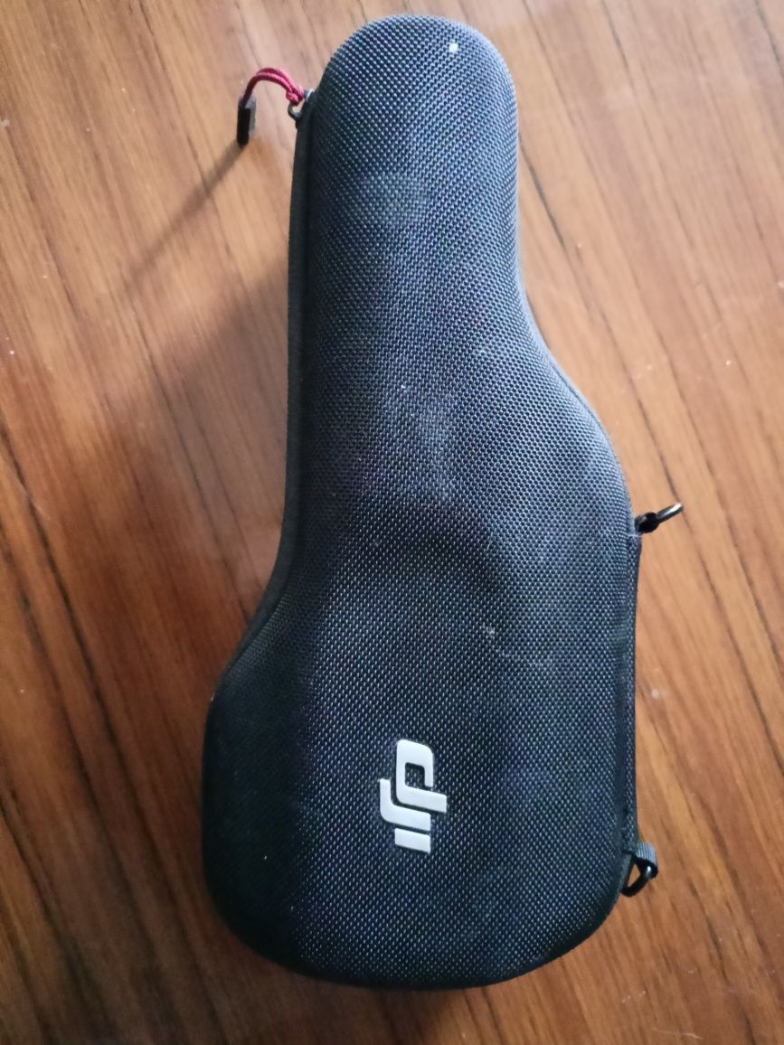 Kamera DJI osmo z futerałem