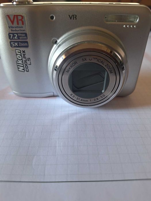 Máquina fotográfica Nikon coolpix l5 (COM OFERTA)