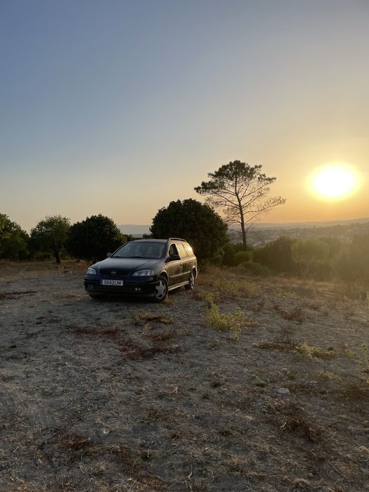 Opel astra 2000cc