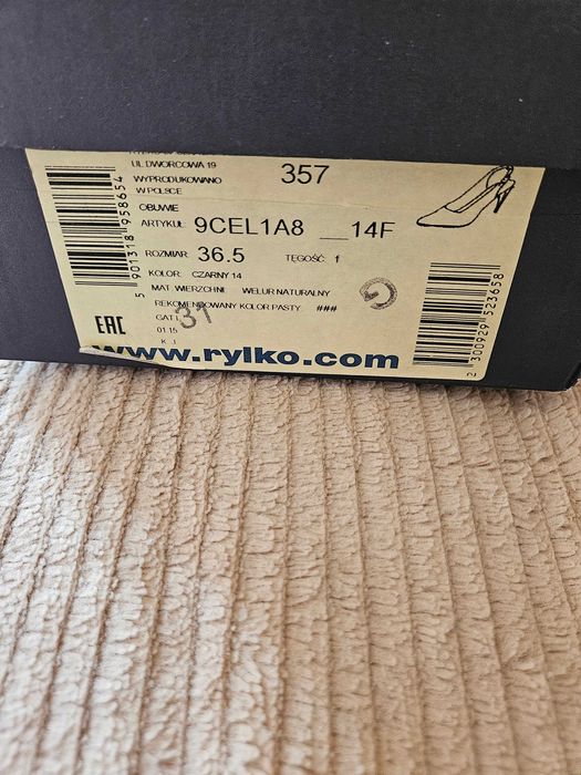 Czółenka bez pięty Ryłko