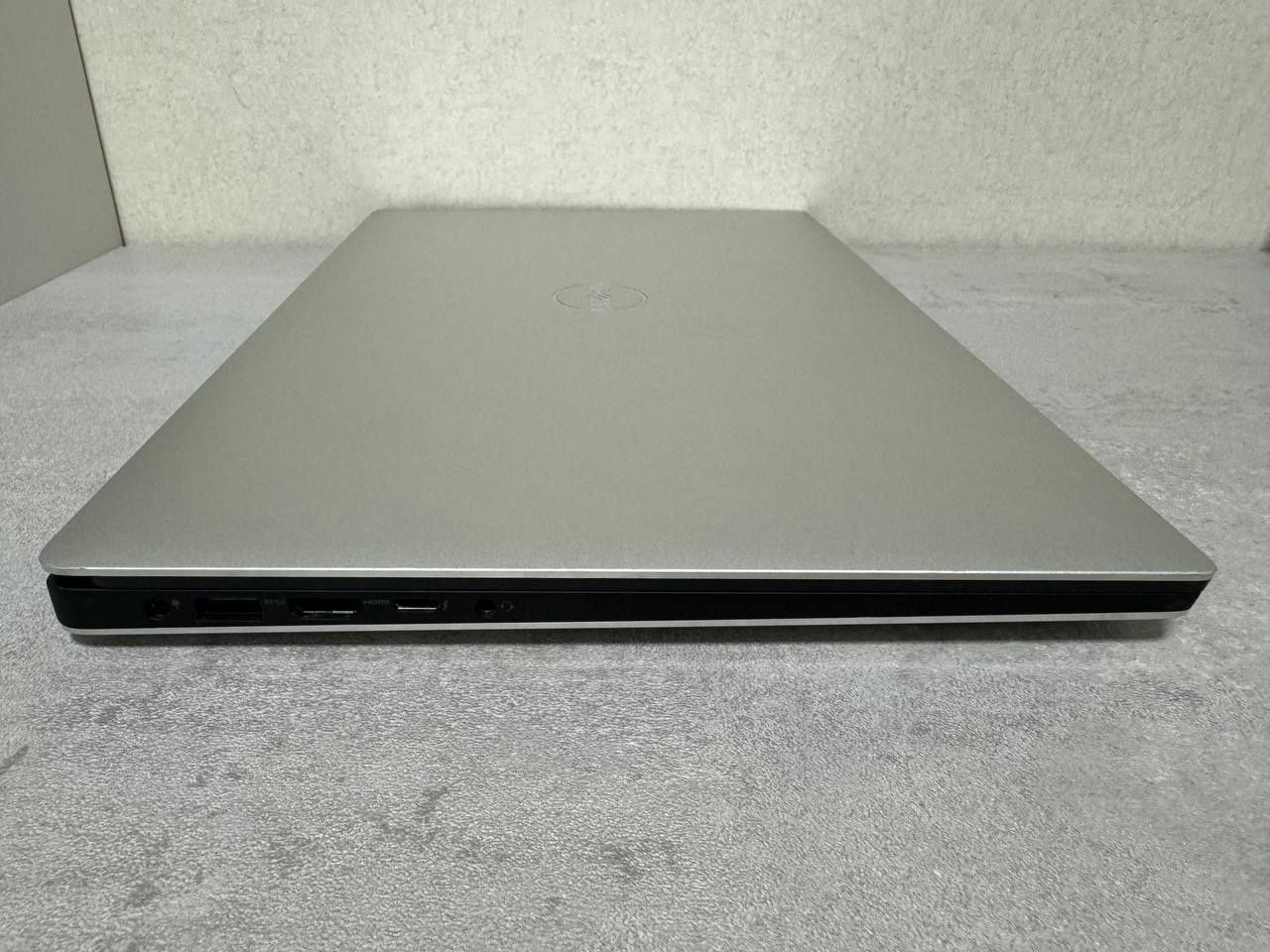 Dell XPS 9570 4k Touchscreen