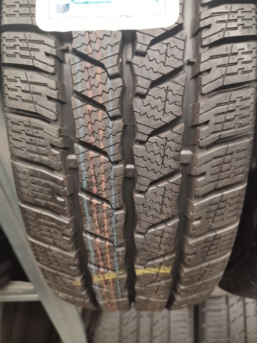 4x NOWE opony 205/65 r15c Continental VanContact Winter