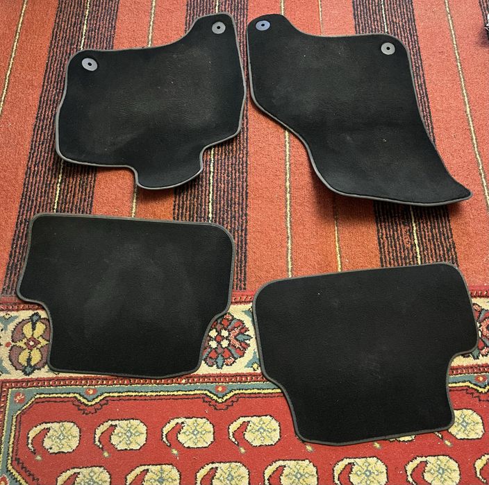 Продам Коврики ворсовые оригинал Volkswagen Golf