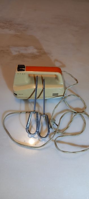 Batedeira Phillips antiga