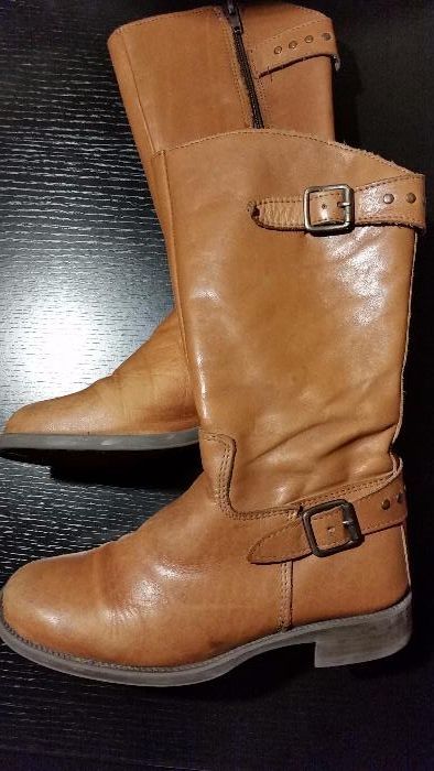 EXCELENTES| Botas camel em pele estilo cavaleiro N.34