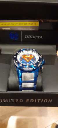 Invicta Superman DC Comics