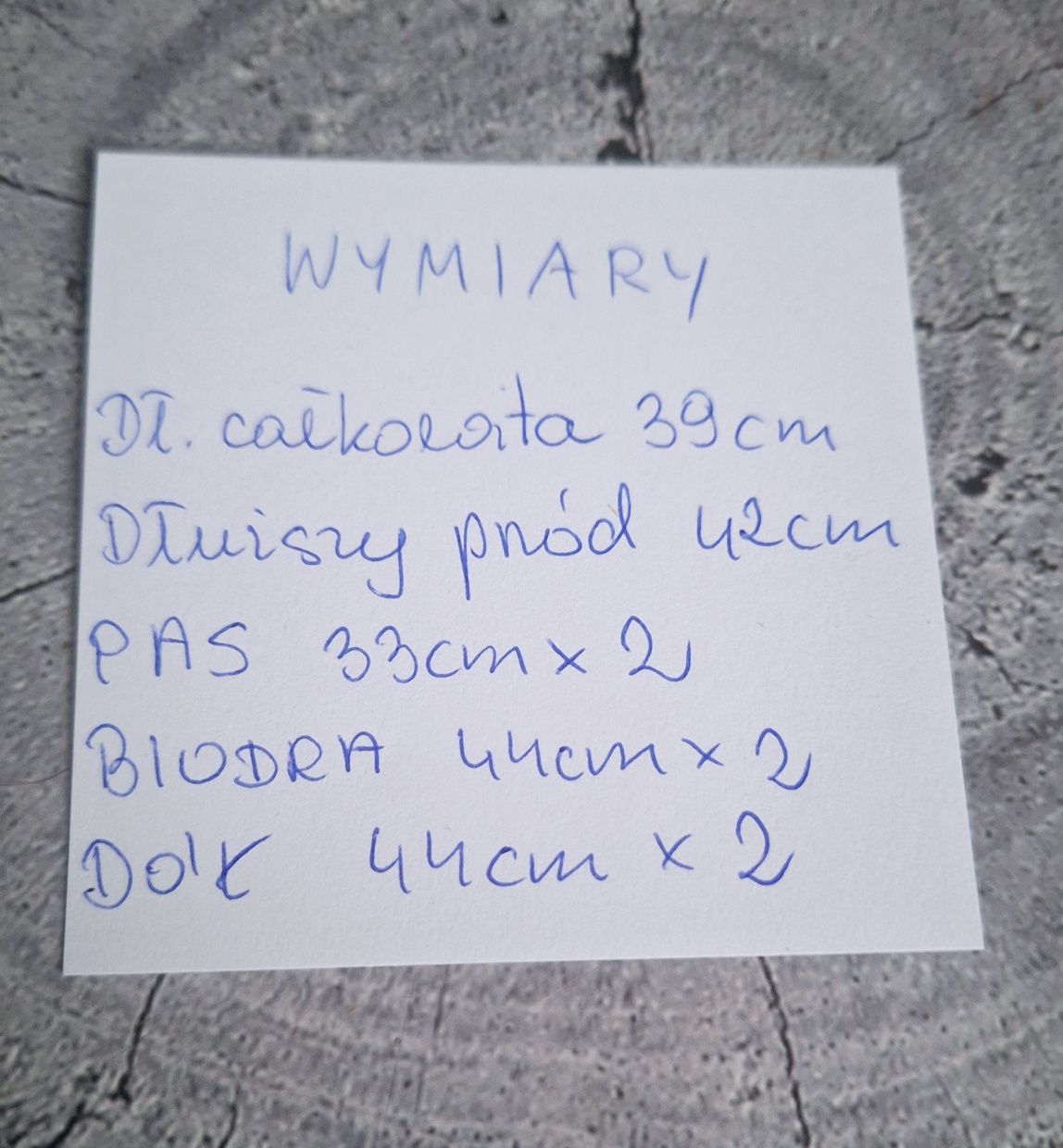 Spódniczka damska CAMATEU czarno-czerwona we wzorek roz XXS/XS