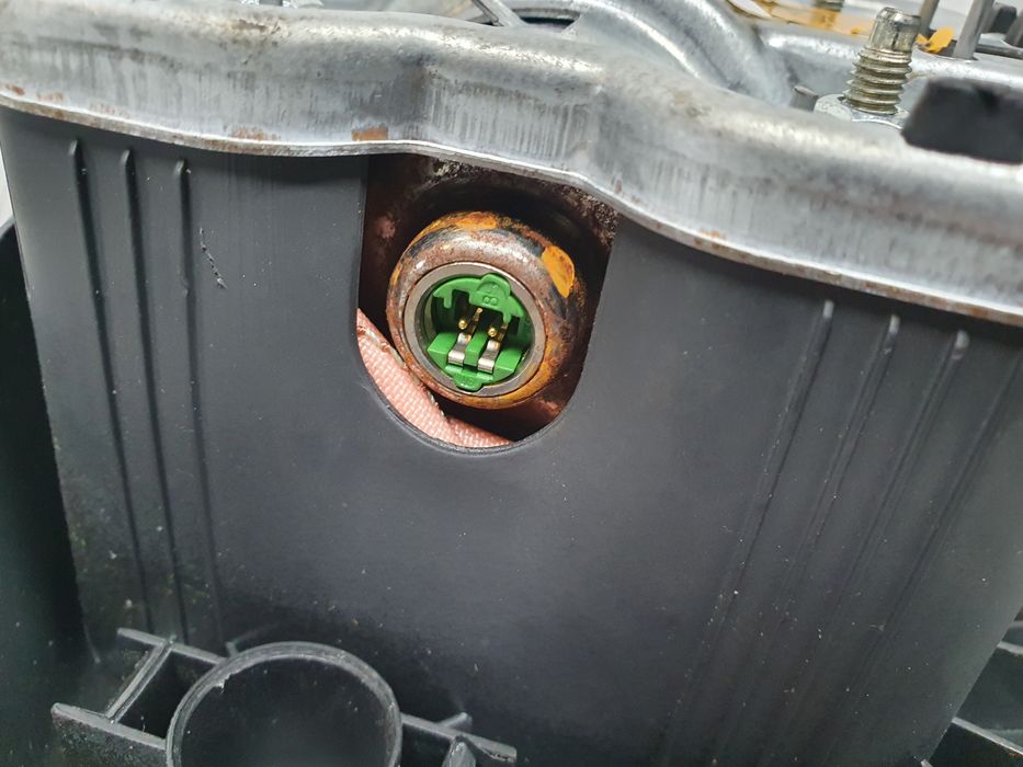 Airbag do volante RENAULT Clio III (BR0/1, CR0/1)