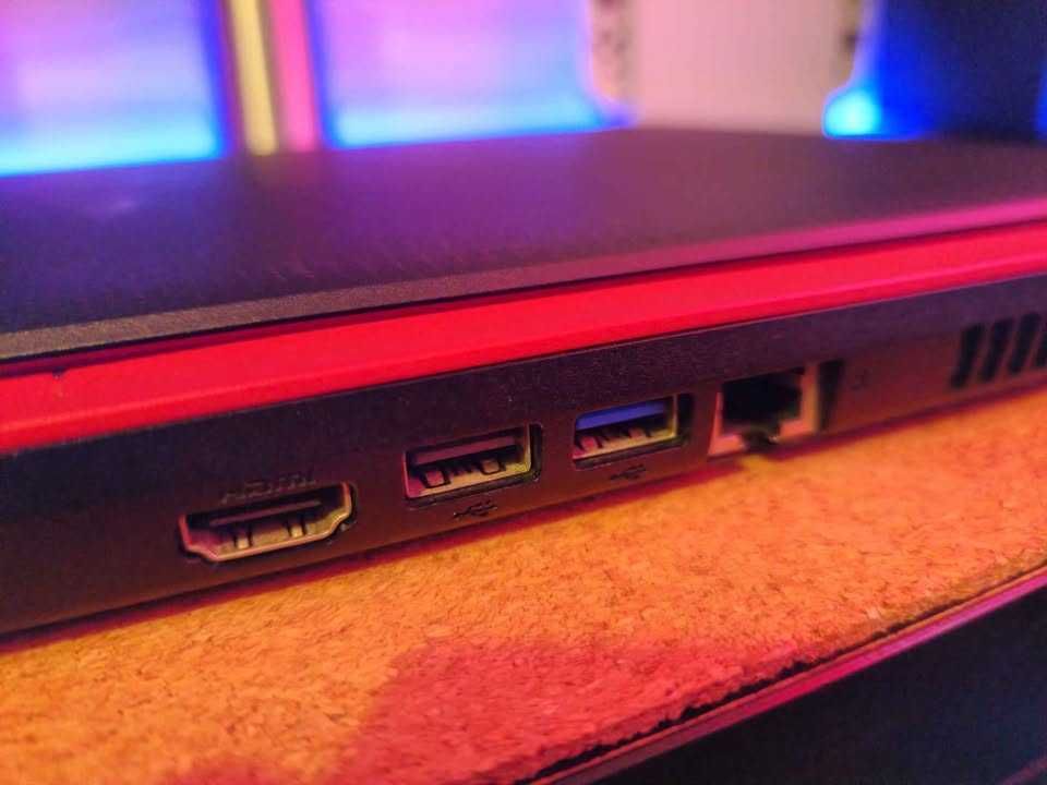 Portátil Acer Aspire ES 15 (para reparo ou peças)