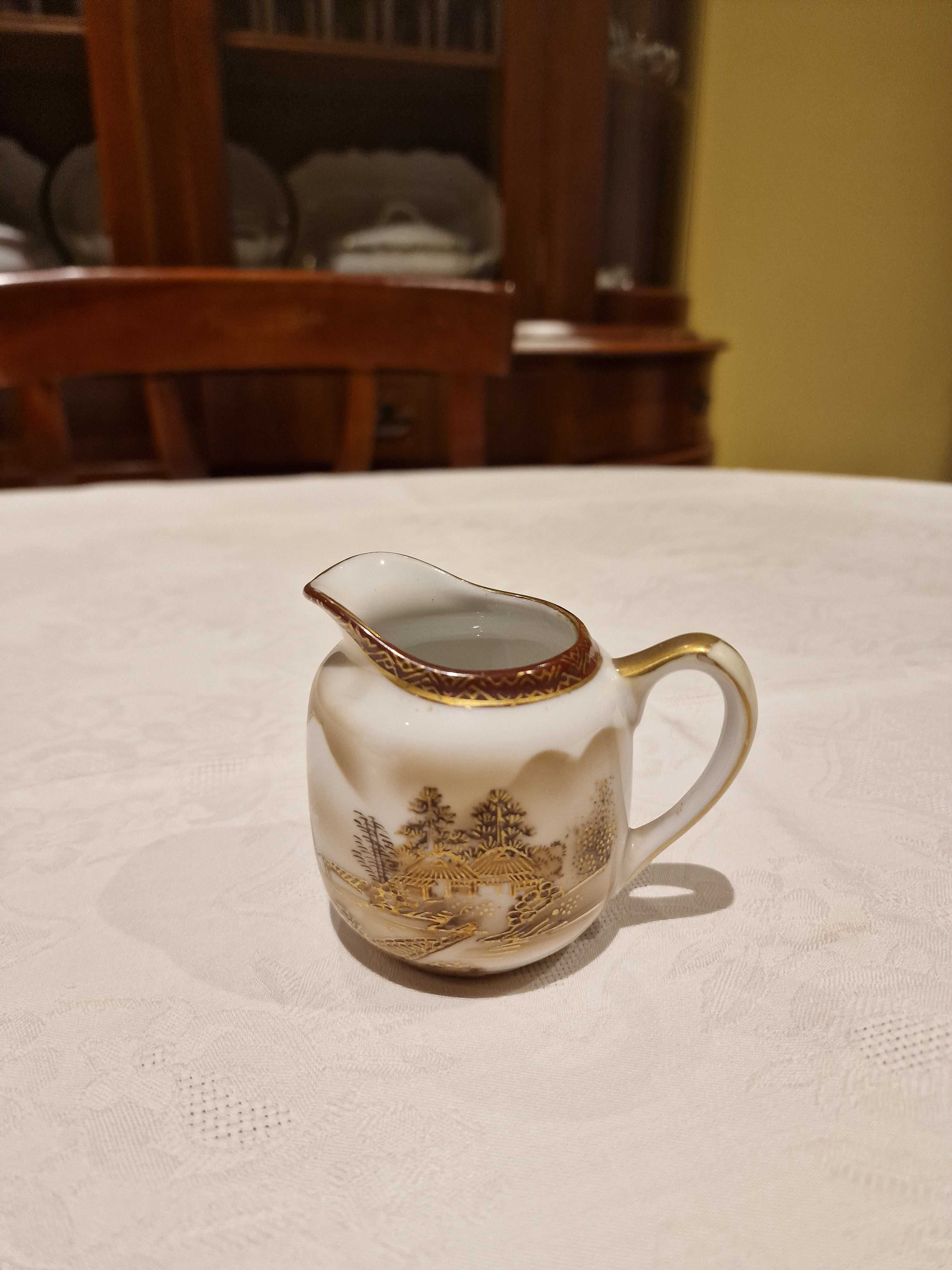 Serviço de chá e café em porcelana casca de ovo