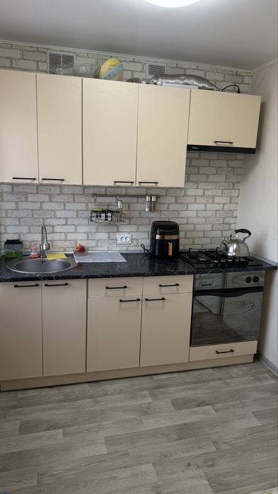 Продам затишну 3кімнатну квартиру, на Космонавтів