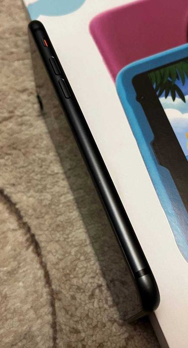 Apple iPhone 8 Black 64Gb Neverlock АКБ - 92%