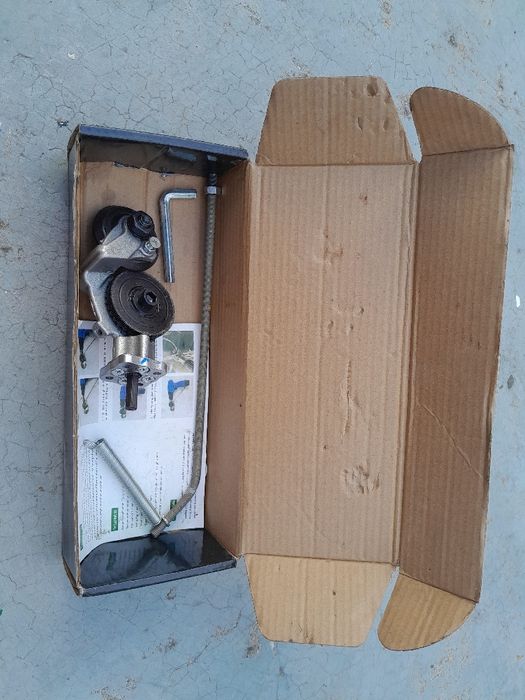 Tesoura para cortar chapa.