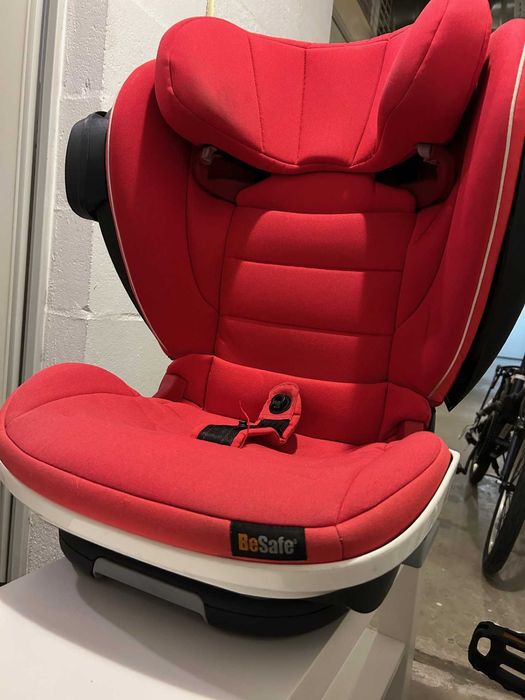 Cadeira BeSafe iZi Flex fix i-Size (4-12 anos)