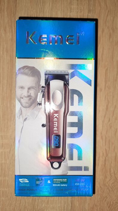 Професійна безпровідна машинка для стрижки волосся (трімер) .