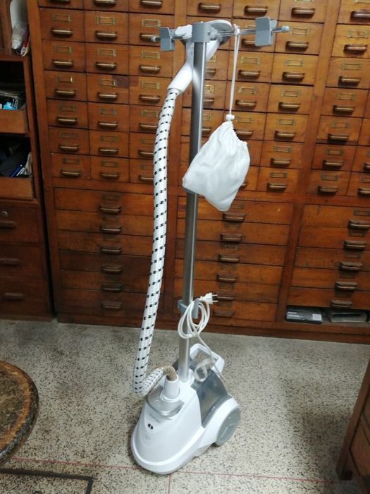 Máquina de vapor passar roupa