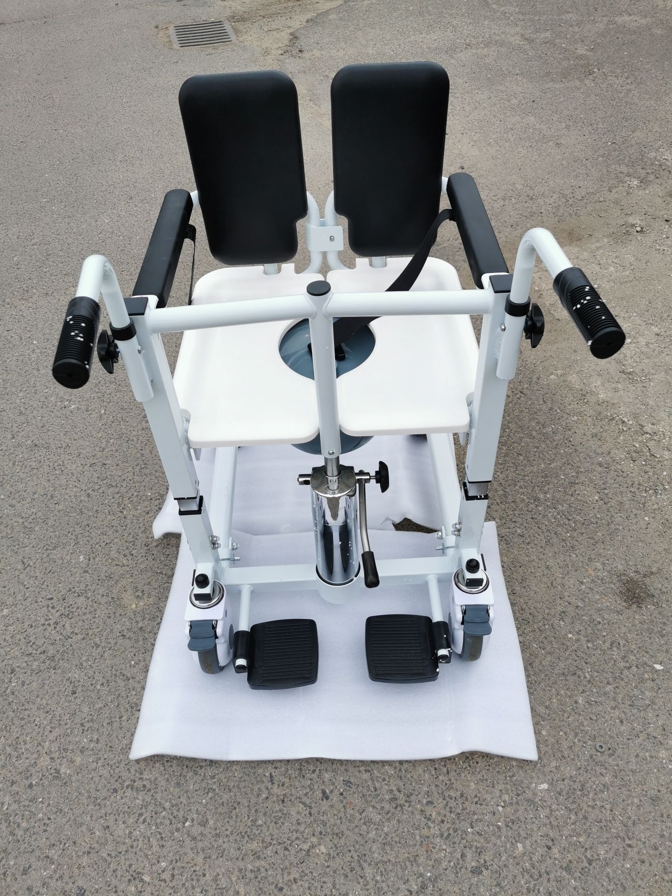 Hydrauliczne krzesło transferowe, wózek inwalidzki