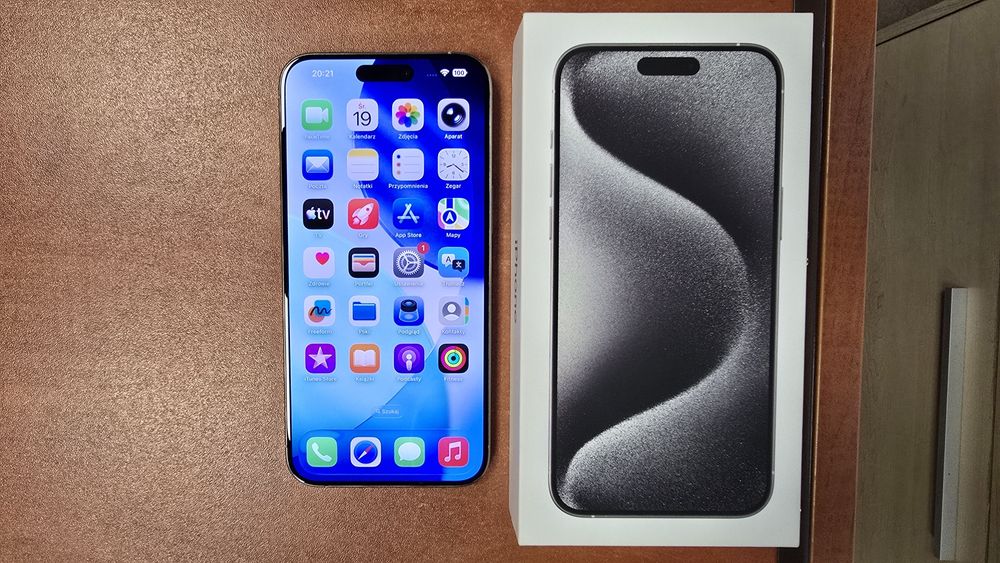 iPhone 15 Pro Max 256GB biały, stan bdb, gwarancja