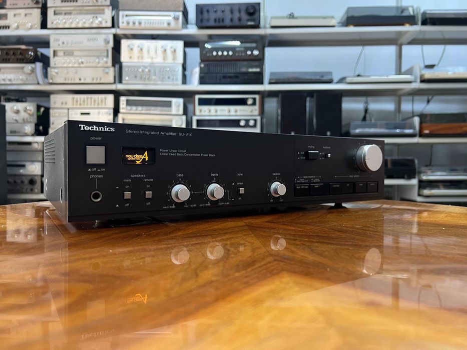 Wzmacniacz Technics SU-V1X Audio Room