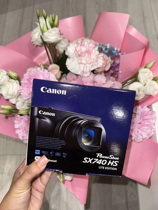 Aparat Canon sx740 hs
