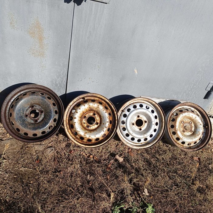 Диски стальные 4X100  5,5xR14  стояли на Renault Kangoo 1