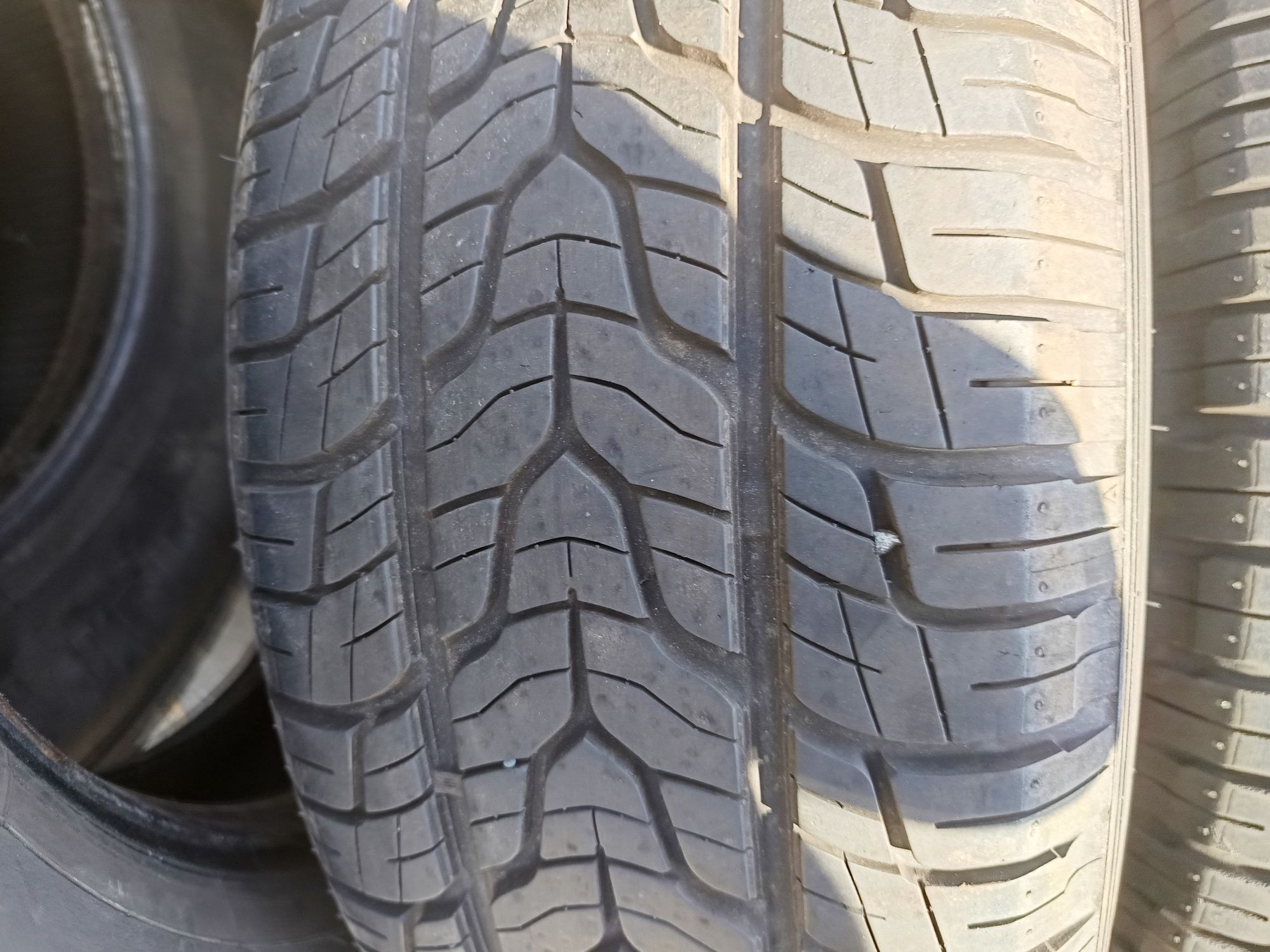 Opony 265/60 r18 HT jak nowe