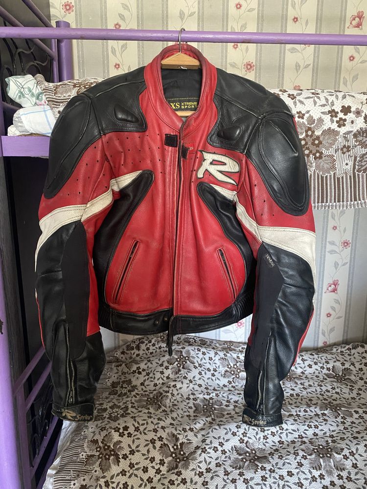 Продам мотокуртку