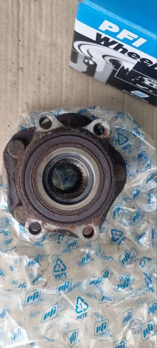 Продам ступиця передня, задня Nissan Rogue 2016 awd