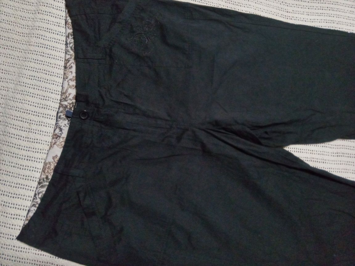 Женские легкие брюки-50-52 размер