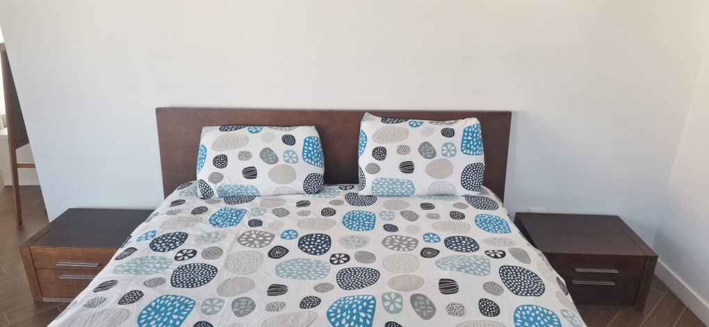 Mobília de quarto de casal - Wengue