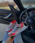 Жіночі оригінальні бігові  кросівки Adidas Adizero Boston 12 IF9218