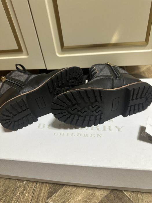 Дитяче зимове взяття Burberry