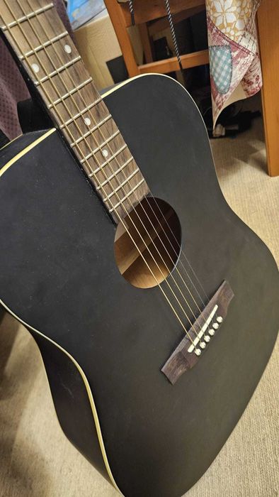 Guitarra Acústica Stagg Preta (praticamente nova)