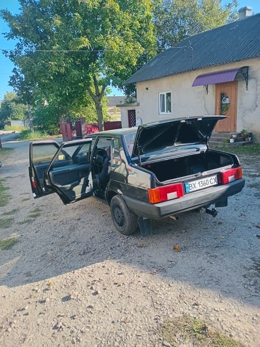 Продам  в дуже хорошому стані сів і поїхав вкладень не потребує