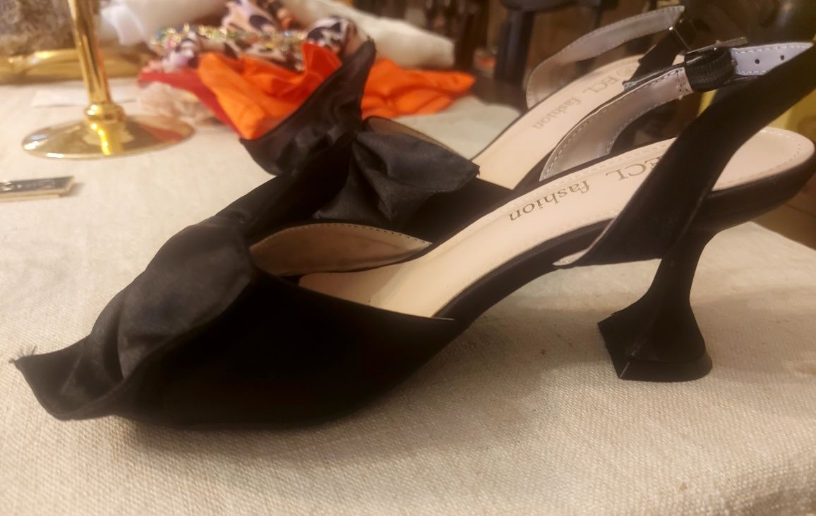Sandalia n 36 preta