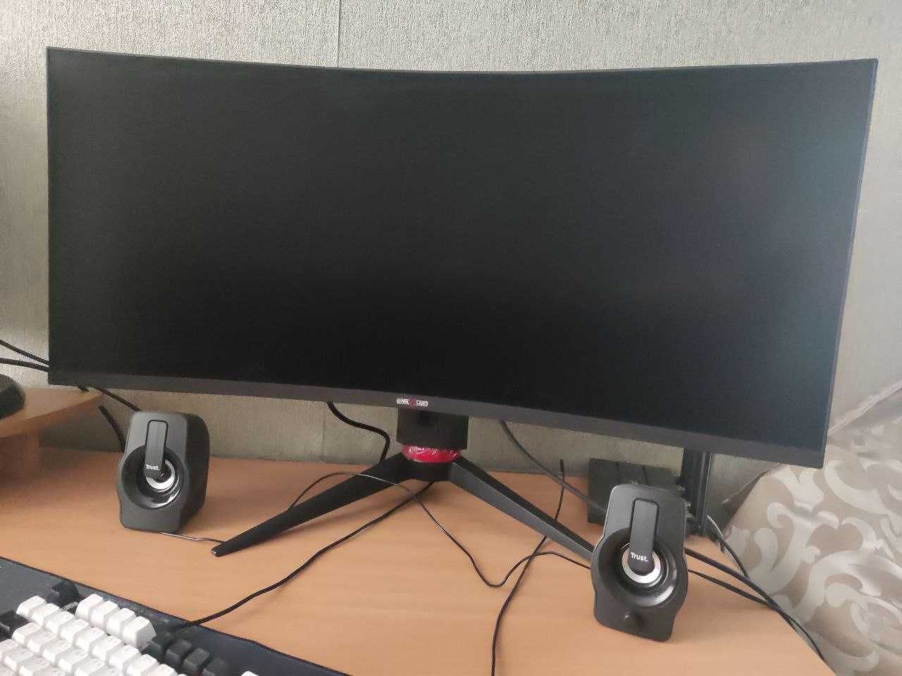 Монитор 34" QUBE Overlord C34UQ144