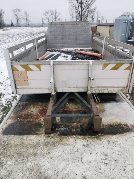 Paka skrzynia aluminiowa 520x250