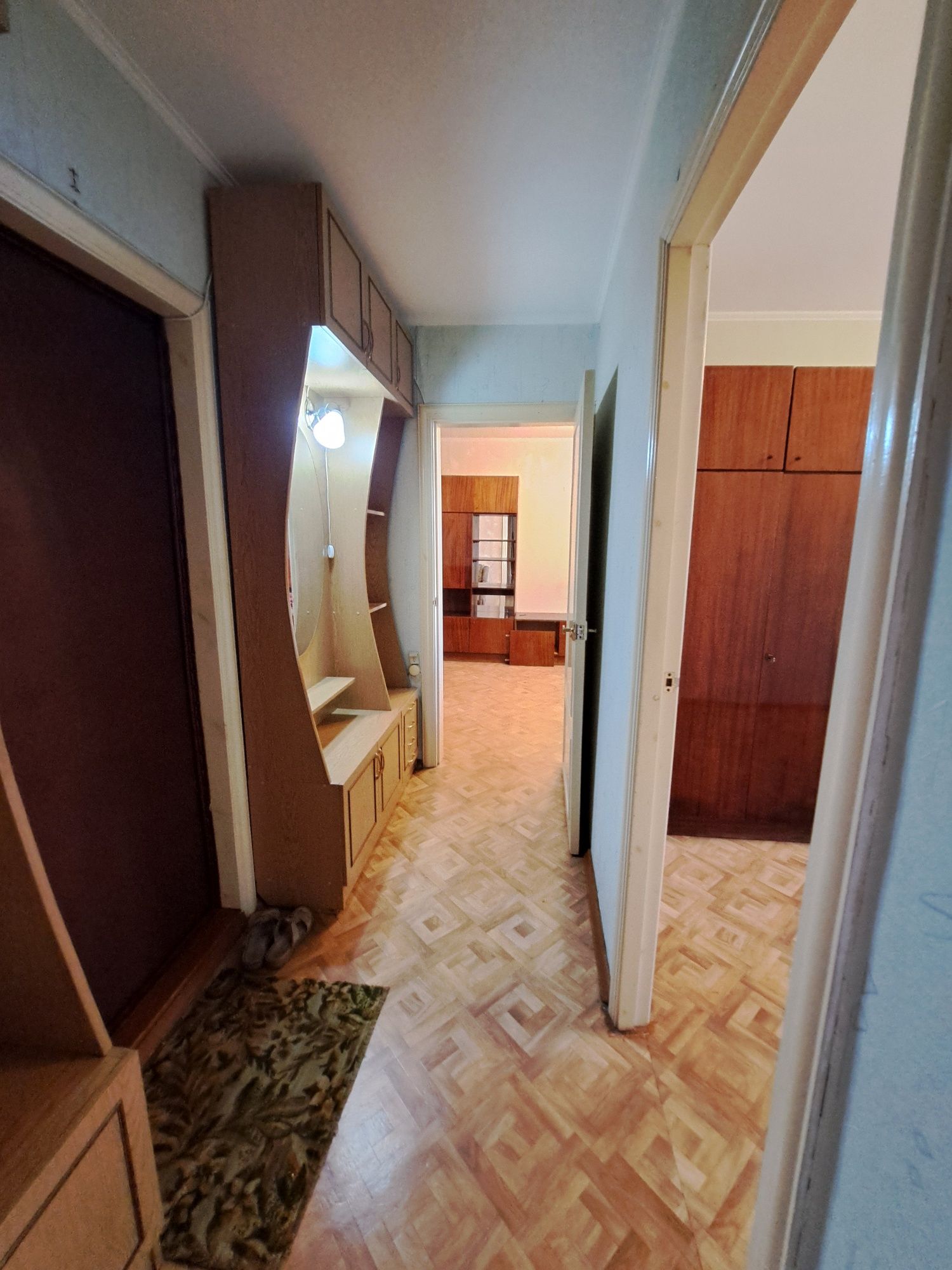 Продается 2ком.кв пр.Мира (Васляева)