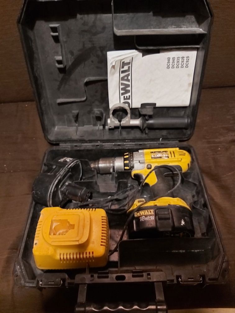 Dewalt wkrętarka DC920