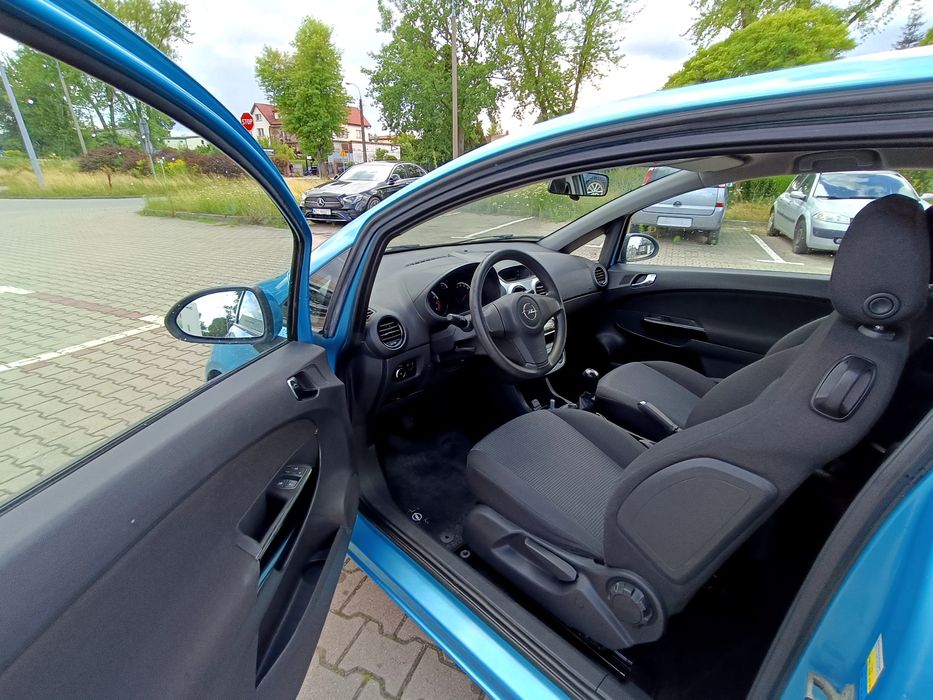 Corsa , sprowadzony opłacony Polecam