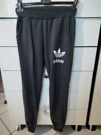 Komplet Adidas Essential grafitowy bluza z kapturem + dresy spodnie