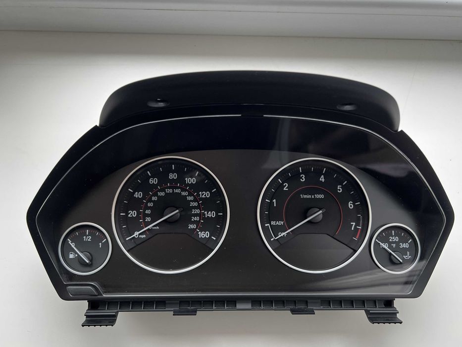 Приборна панель під проекцію BMW F30 F31 F32 F34 F36